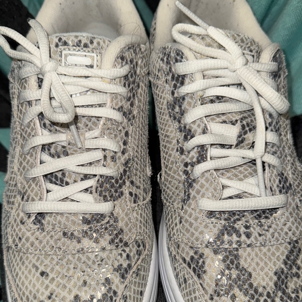 Fila Sneakers with Chunky Sole and Textured Snake Design